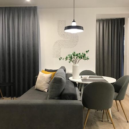 Khmelʼnytsʼkyy Modern Studio City Center Дуже Тепло! Netflix מראה חיצוני תמונה