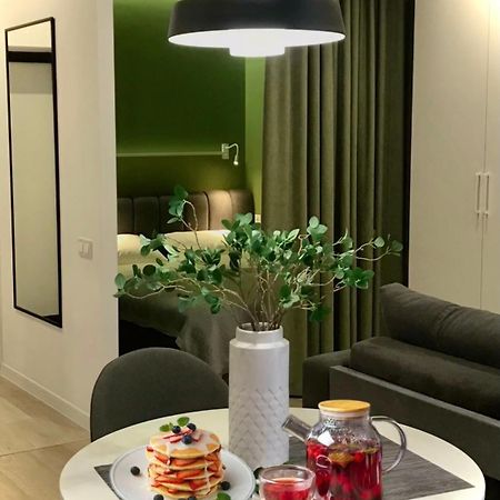 Khmelʼnytsʼkyy Modern Studio City Center Дуже Тепло! Netflix מראה חיצוני תמונה