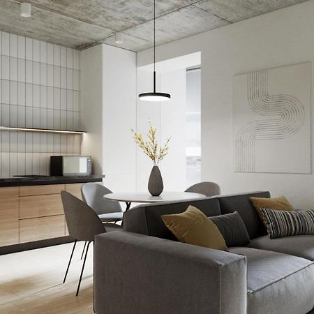 Khmelʼnytsʼkyy Modern Studio City Center Дуже Тепло! Netflix מראה חיצוני תמונה