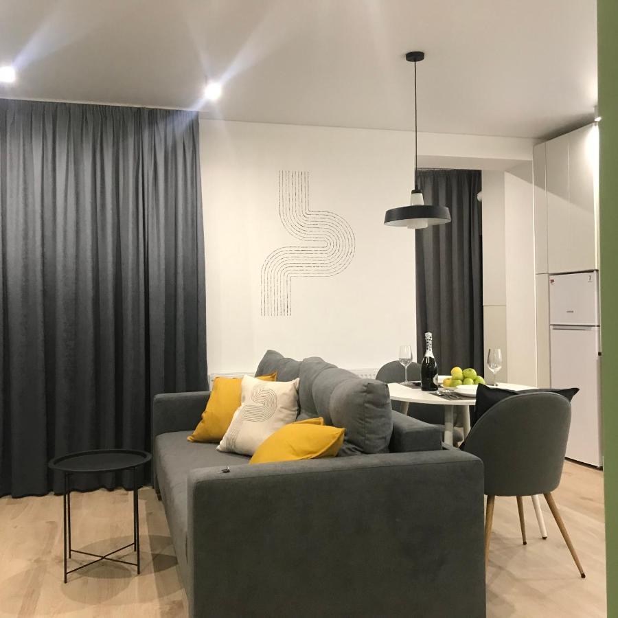 Khmelʼnytsʼkyy Modern Studio City Center Дуже Тепло! Netflix מראה חיצוני תמונה