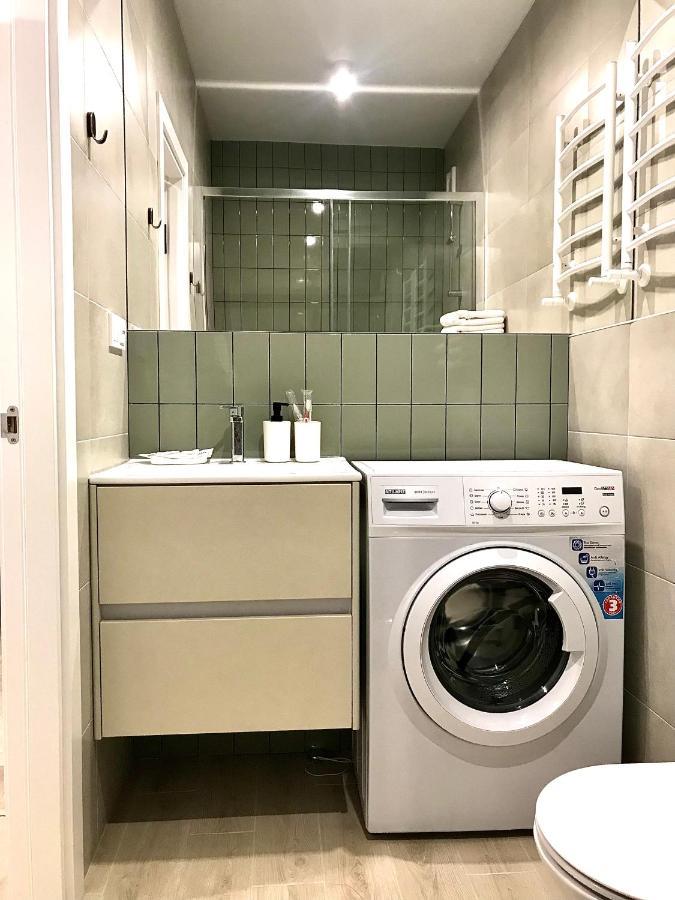 Khmelʼnytsʼkyy Modern Studio City Center Дуже Тепло! Netflix מראה חיצוני תמונה
