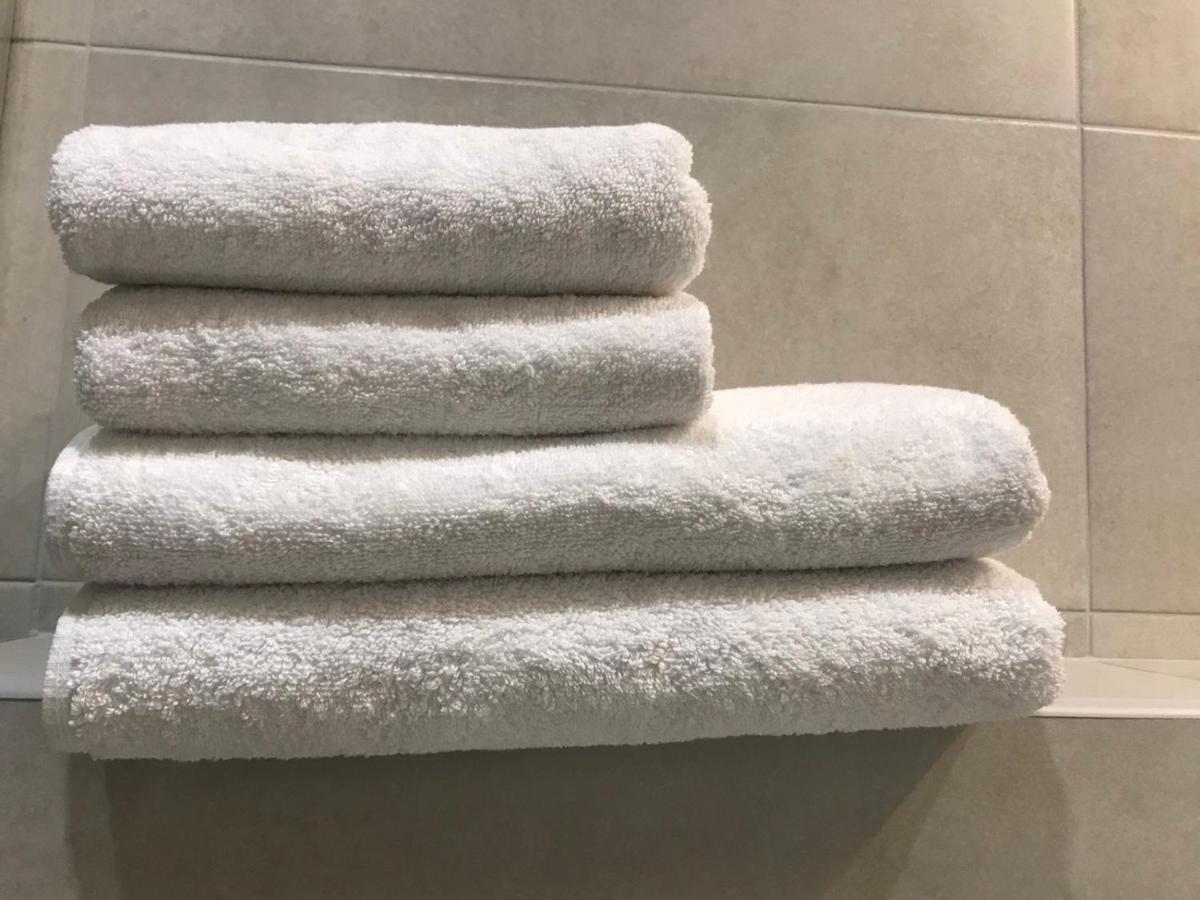 Khmelʼnytsʼkyy Modern Studio City Center Дуже Тепло! Netflix מראה חיצוני תמונה